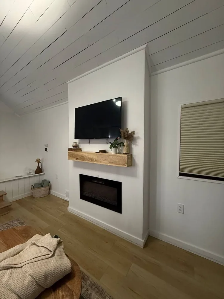Tv Mounting work in Arlington Heights